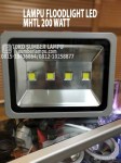 lampu floodlight mthl 200 watt