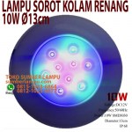 lampu sorot kolam renang